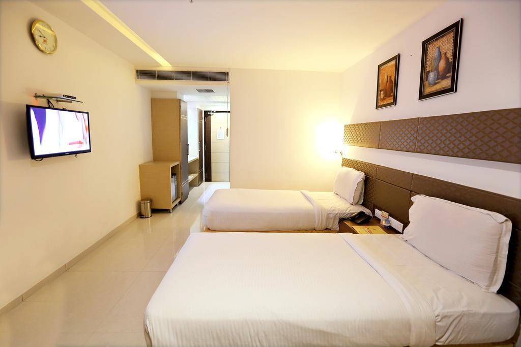 Hotel Sitara Grand Miyapur Χιντεραμπάντ Δωμάτιο φωτογραφία